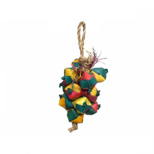 Hračka pro menší ptáky - 100 % přírodní materiál